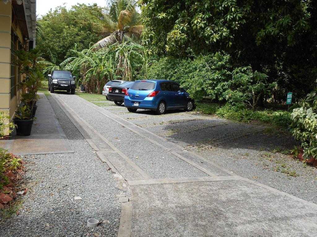 Bon Accord Village Native Abode Bed & Breakfast エクステリア 写真